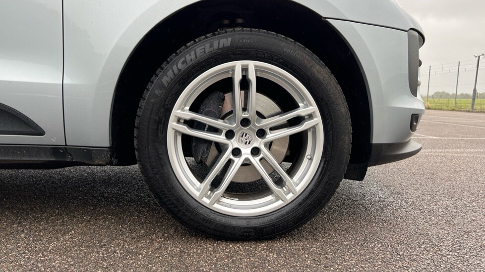 Used Porsche Macan 2020 for sale - 75967203: Photo 20