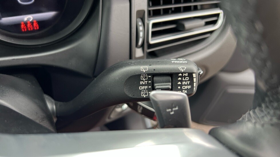 Used Porsche Macan 2020 for sale - 75967203: Photo 24