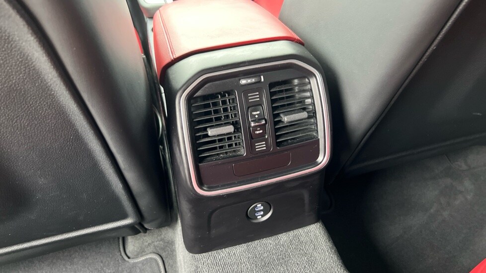 Used Porsche Macan 2020 for sale - 75967203: Photo 33