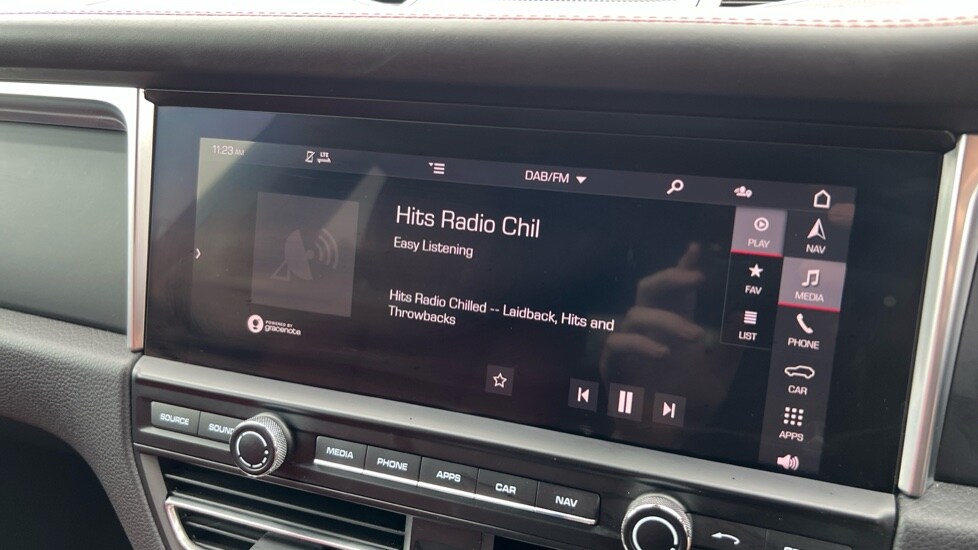 Used Porsche Macan 2020 for sale - 75967203: Photo 35