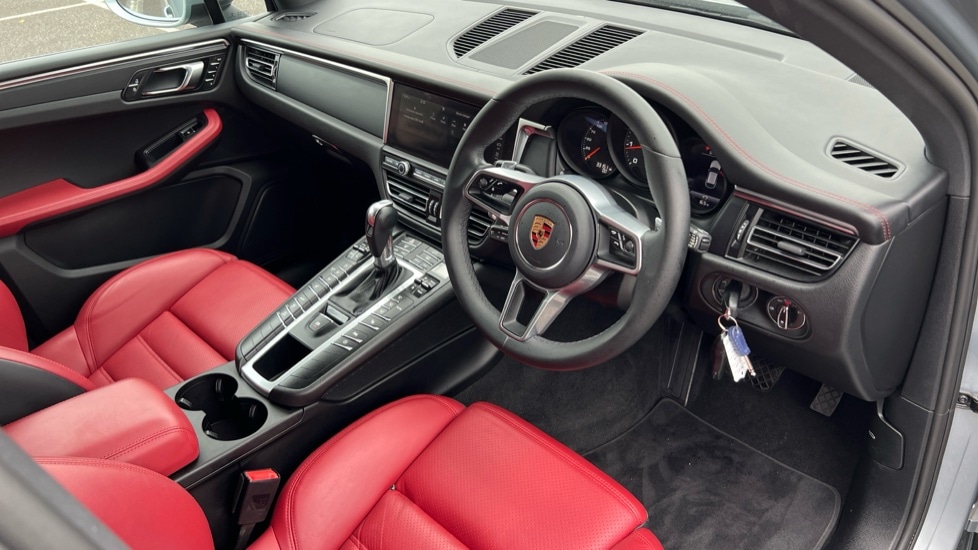 Used Porsche Macan 2020 for sale - 75967203: Photo 9