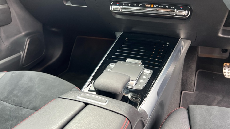 Used Mercedes-Benz GLB 2022 for sale - 76079037: Photo 35