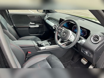 Used Mercedes-Benz GLB 2022 for sale - 76079037: Photo 3