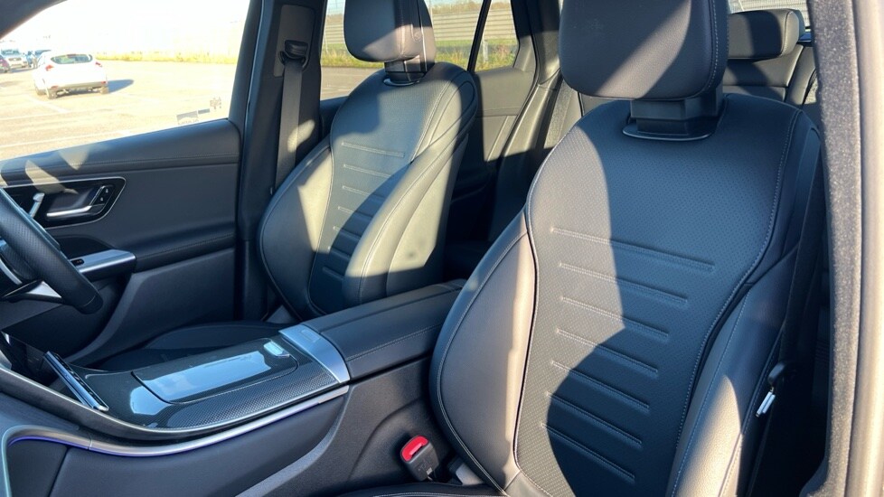 Used Mercedes-Benz GLC 2024 for sale - 76873589: Photo 14