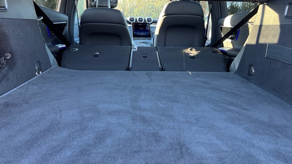 Used Mercedes-Benz GLC 2024 for sale - 76873589: Photo 18