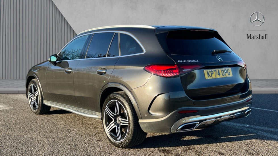 Used Mercedes-Benz GLC 2024 for sale - 76873589: Photo 2