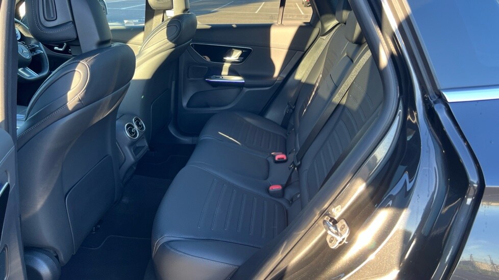 Used Mercedes-Benz GLC 2024 for sale - 76873589: Photo 24