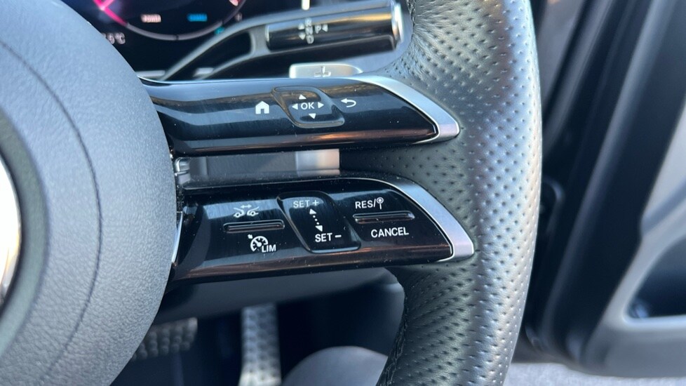 Used Mercedes-Benz GLC 2024 for sale - 76873589: Photo 29