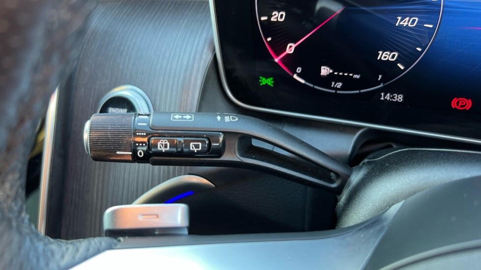 Used Mercedes-Benz GLC 2024 for sale - 76873589: Photo 32