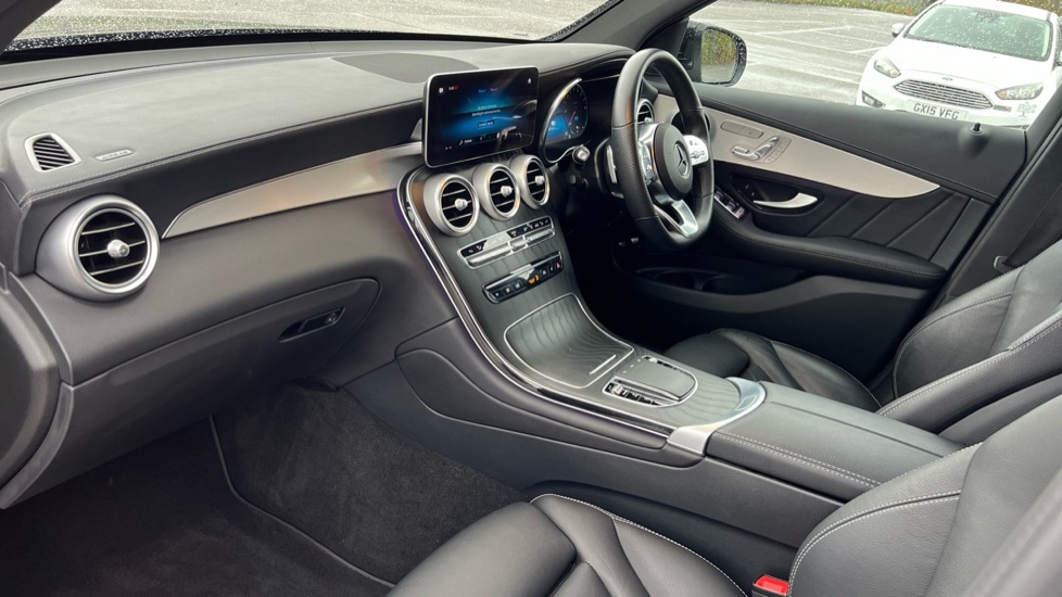 Used Mercedes-Benz GLC 2022 for sale - 76966801: Photo 11