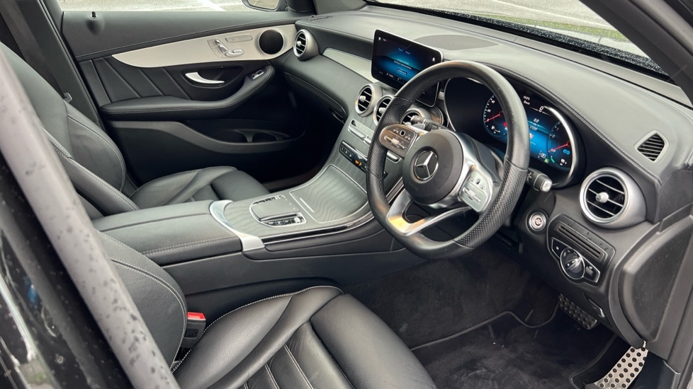 Used Mercedes-Benz GLC 2022 for sale - 76966801: Photo 3