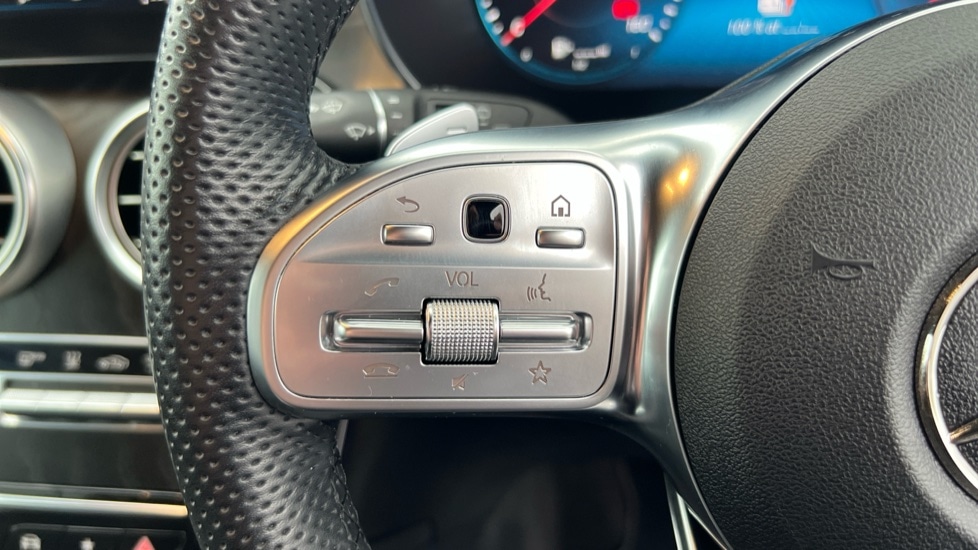 Used Mercedes-Benz GLC 2022 for sale - 76966801: Photo 30