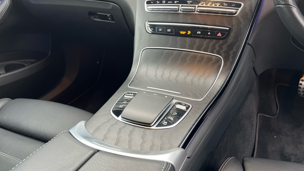 Used Mercedes-Benz GLC 2022 for sale - 76966801: Photo 35