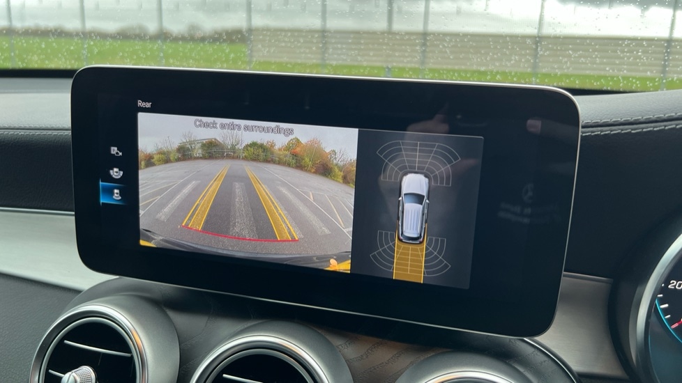 Used Mercedes-Benz GLC 2022 for sale - 76966801: Photo 40