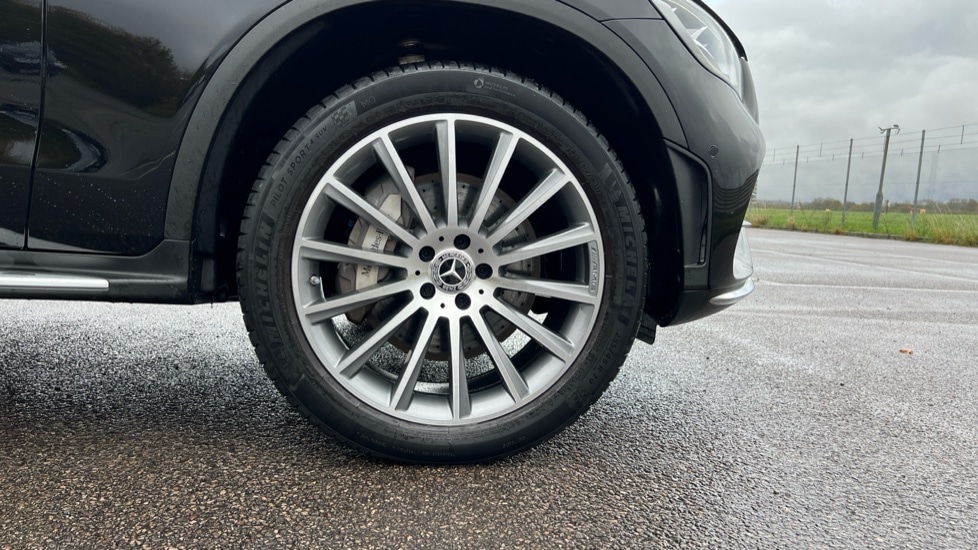 Used Mercedes-Benz GLC 2022 for sale - 76966801: Photo 5