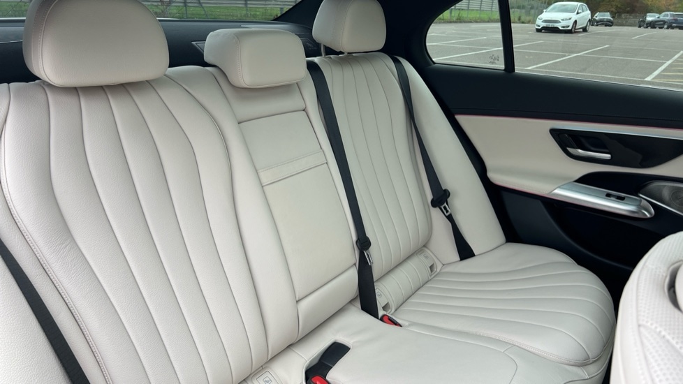 Used Mercedes-Benz E Class 2024 for sale - 76869797: Photo 15