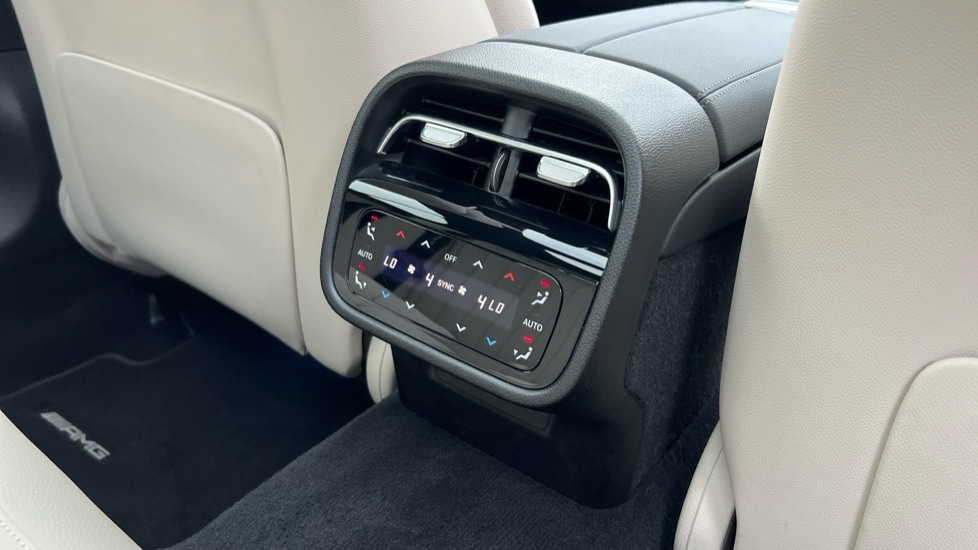 Used Mercedes-Benz E Class 2024 for sale - 76869797: Photo 35