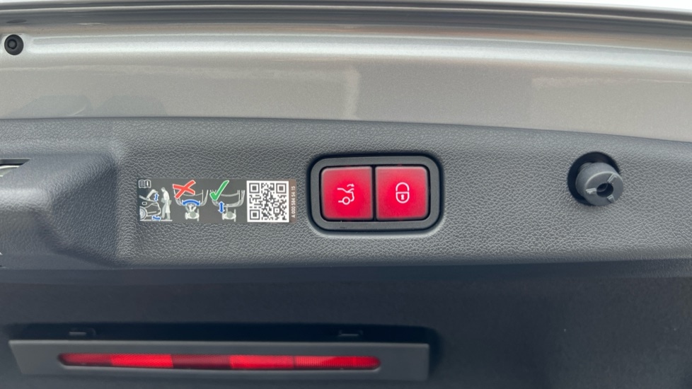 Used Mercedes-Benz E Class 2024 for sale - 76869797: Photo 44