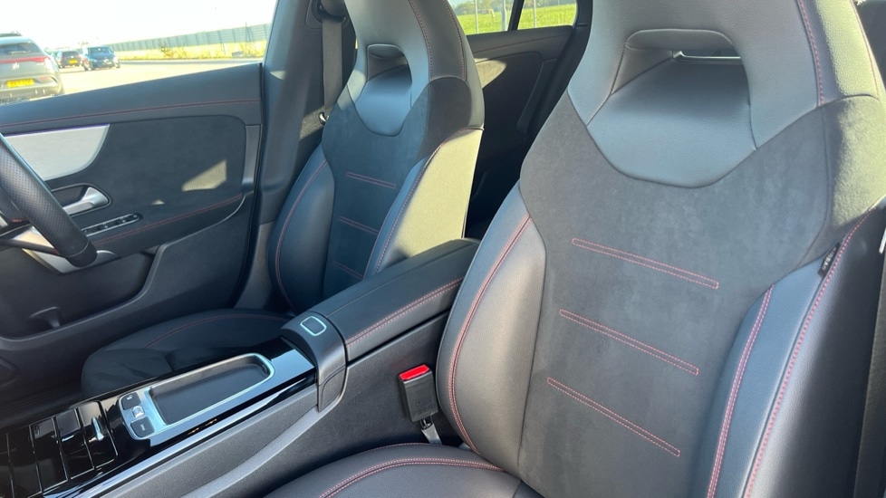 Used Mercedes-Benz CLA 2024 for sale - 75959705: Photo 14