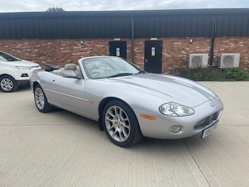 Used Jaguar XKR 2001 for sale - 75626659: Photo