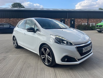 2015 (65) - 1.2 PureTech 110 GT Line 5dr