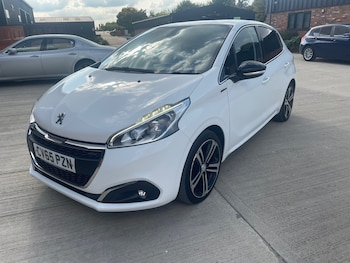 Used Peugeot 208 2015 for sale - 75626666: Photo