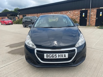 Used Peugeot 208 2015 for sale - 75626661: Photo