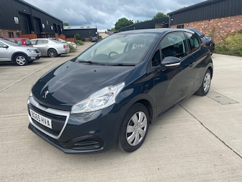 Used Peugeot 208 2015 for sale - 75626661: Photo