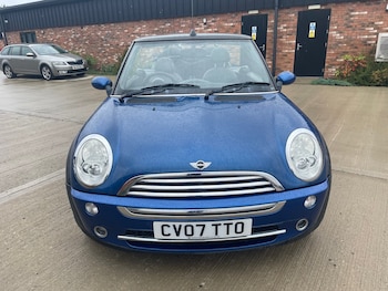 Used MINI Convertible 2007 for sale - 75626664: Photo