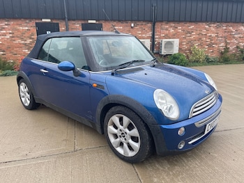 Used MINI Convertible 2007 for sale - 75626664: Photo