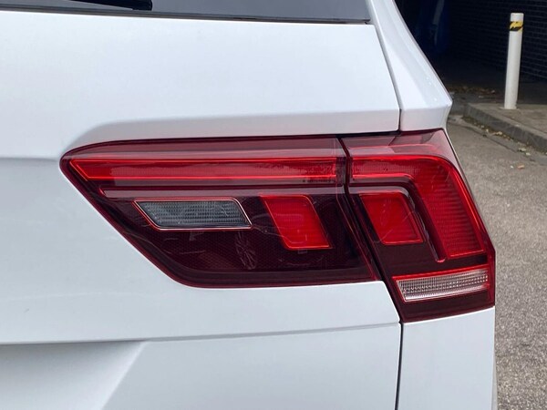 Used Volkswagen Tiguan 2023 for sale - 76220447: Photo 34