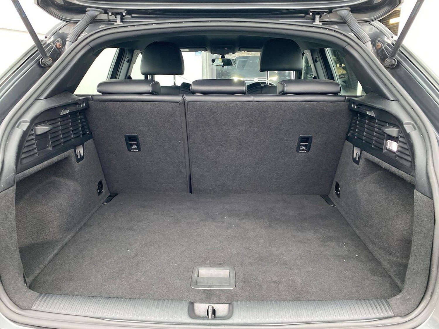 Used Audi Q2 2018 for sale - 77916171: Photo 17