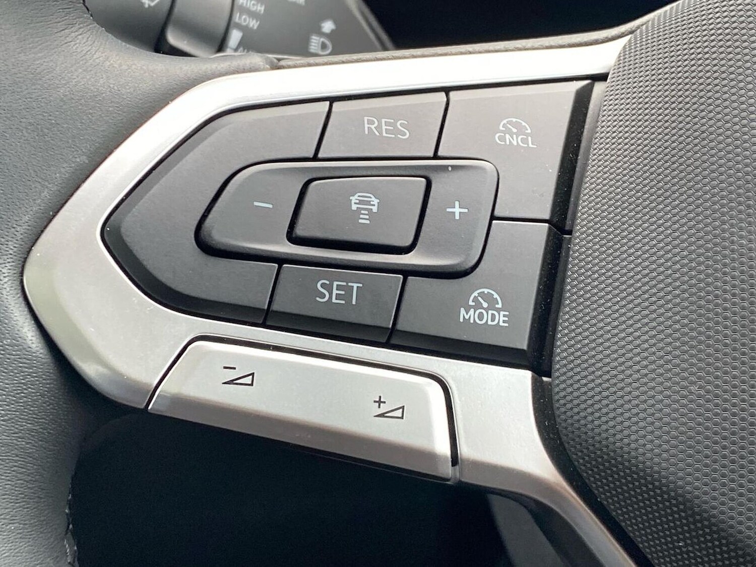 Used Volkswagen Tiguan 2025 for sale - 76387245: Photo 27