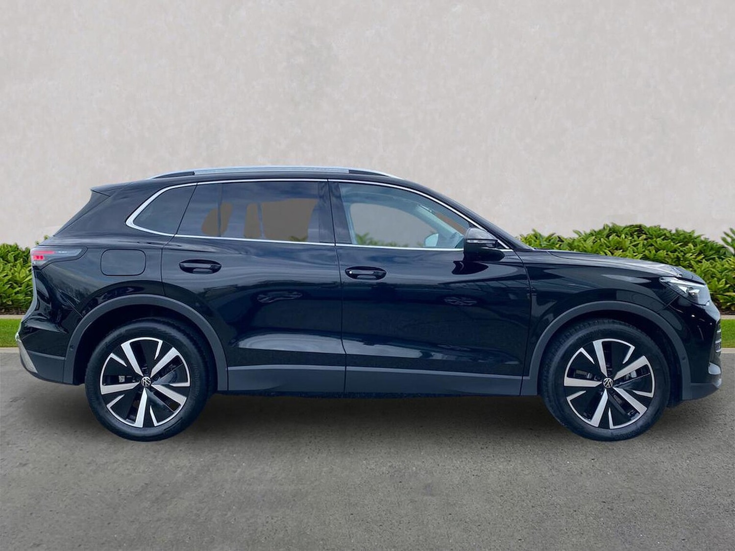 Used Volkswagen Tiguan 2025 for sale - 76387245: Photo 3