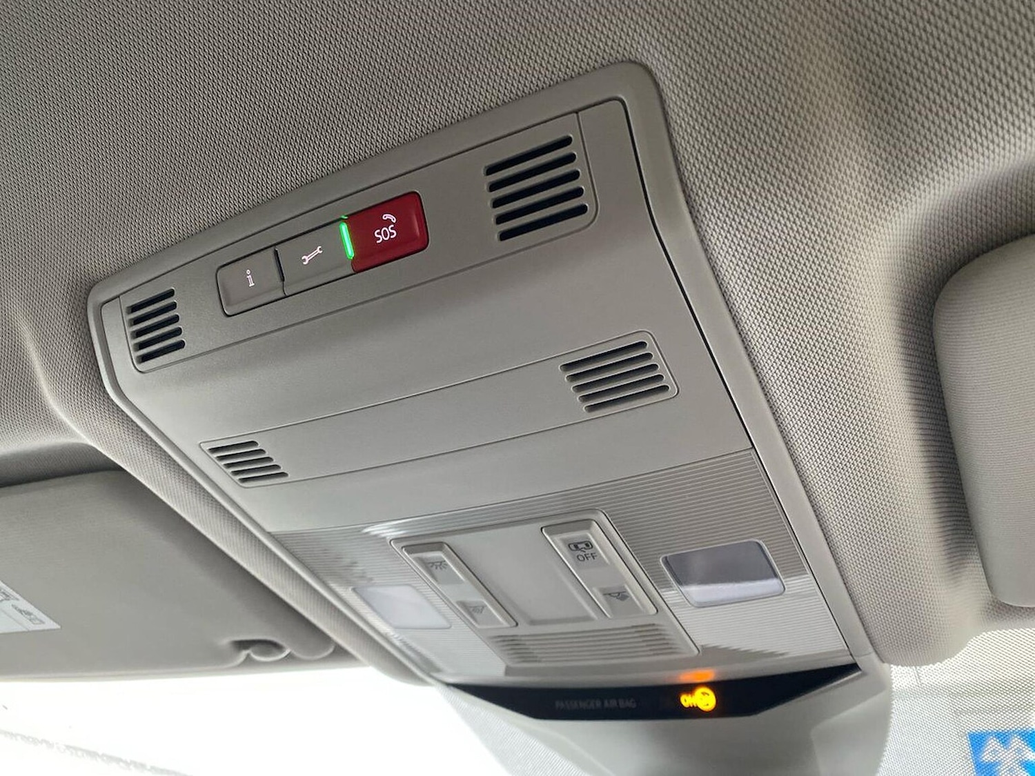 Used Volkswagen T-Roc 2025 for sale - 76127147: Photo 14