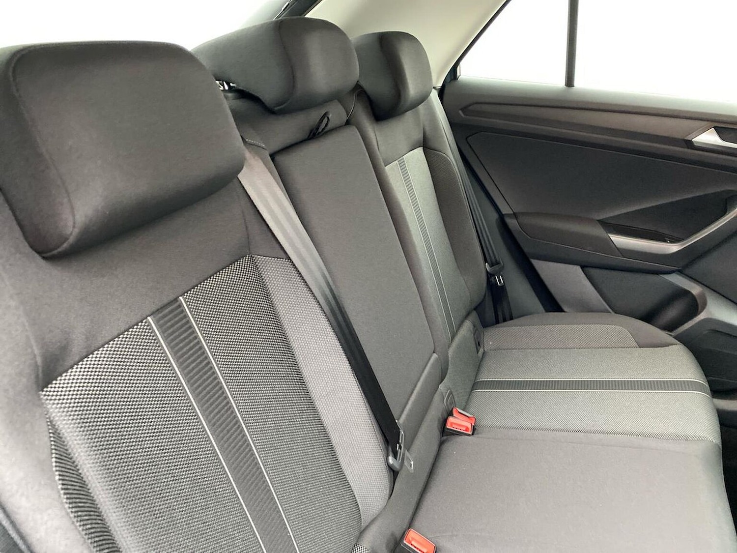 Used Volkswagen T-Roc 2025 for sale - 76127147: Photo 16