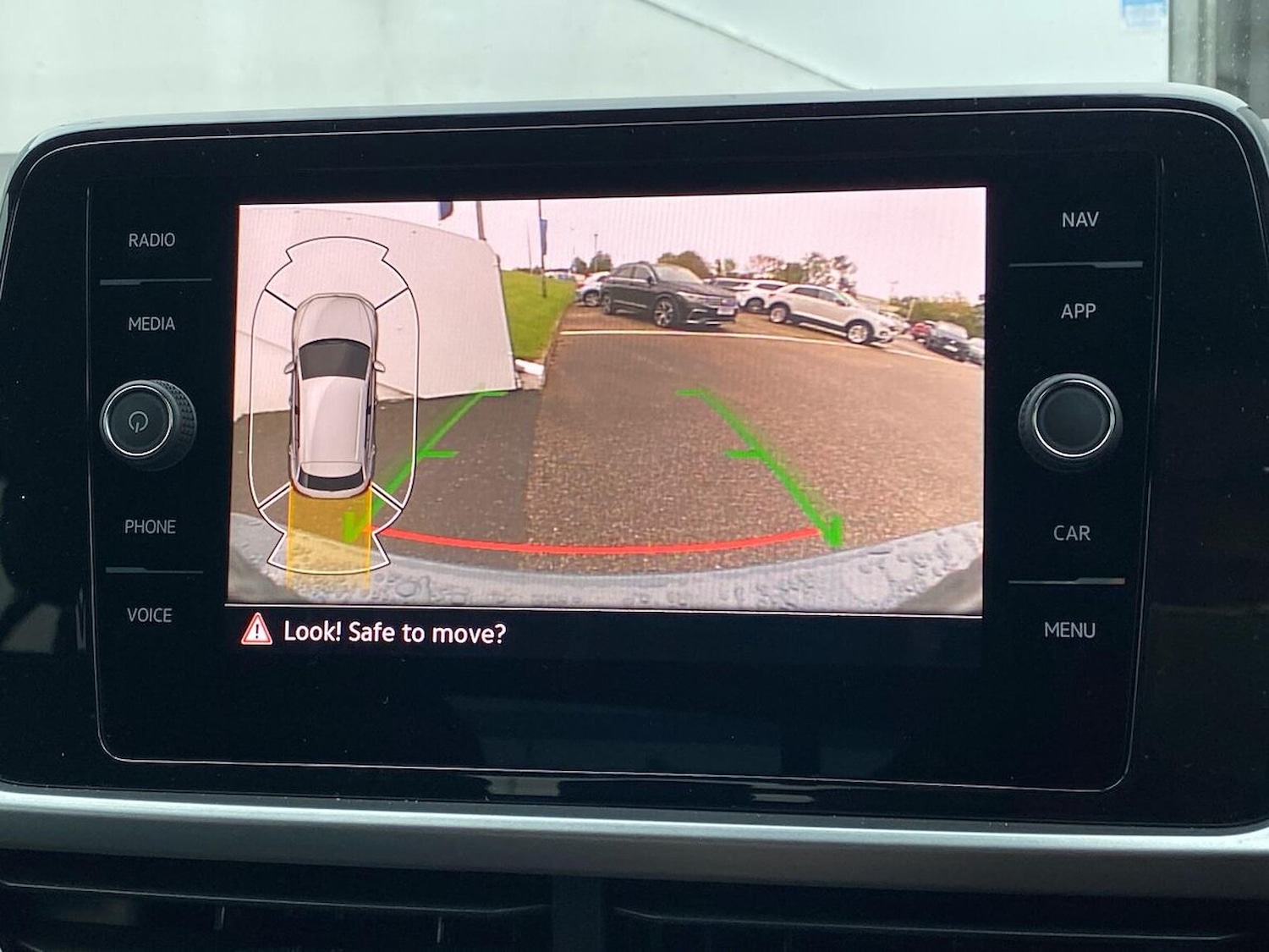 Used Volkswagen T-Roc 2025 for sale - 76127147: Photo 23