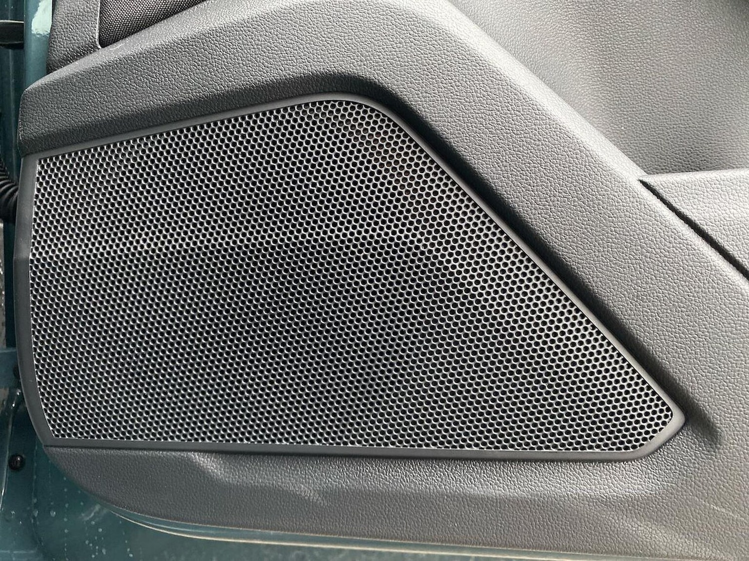 Used Volkswagen T-Roc 2025 for sale - 76127147: Photo 29