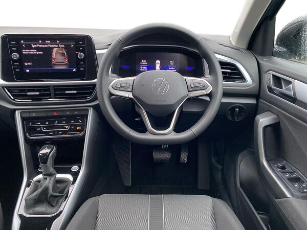 Used Volkswagen T-Roc 2025 for sale - 76127147: Photo 9