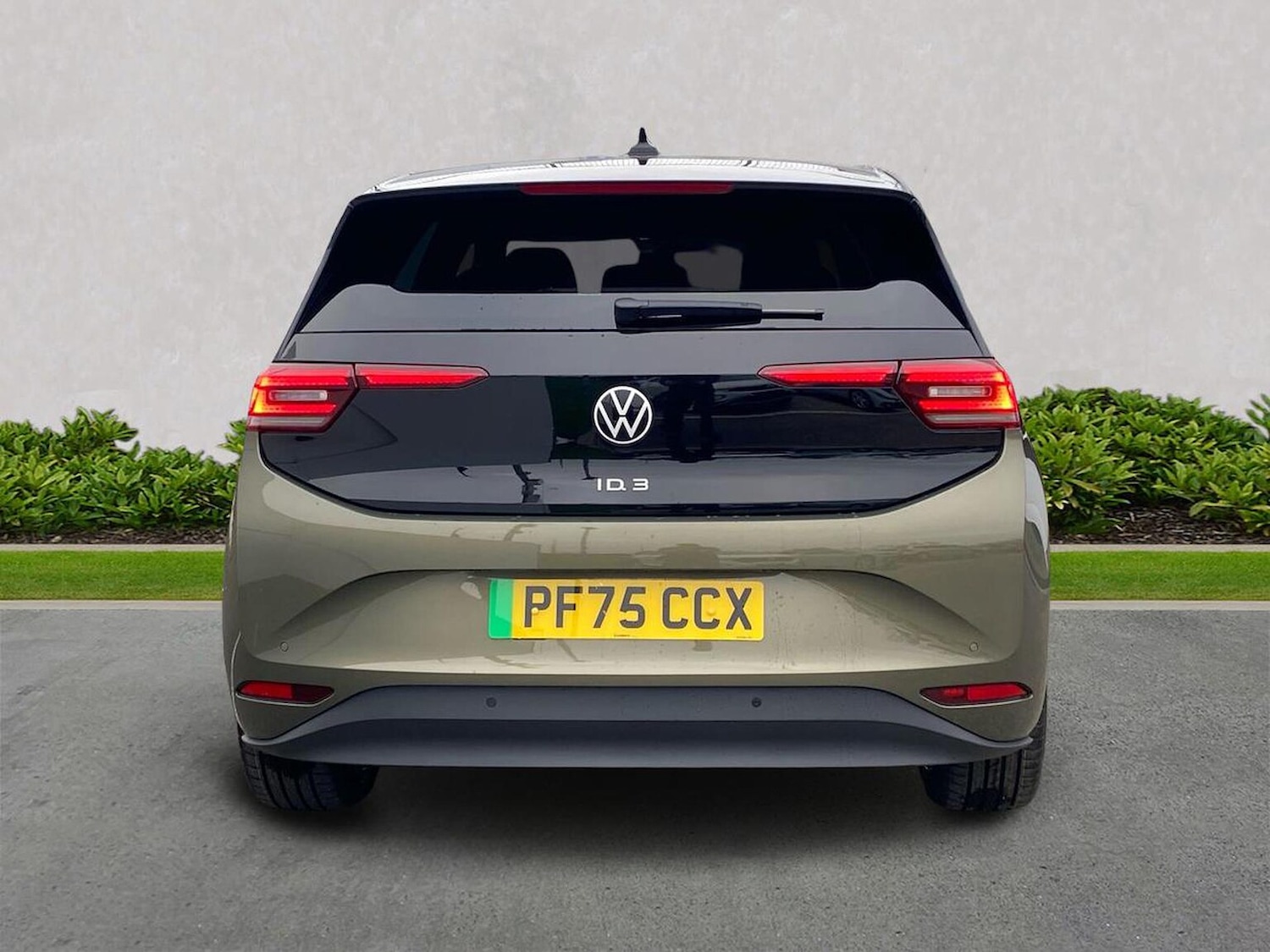 Used Volkswagen ID.3 2025 for sale - 77650294: Photo 4