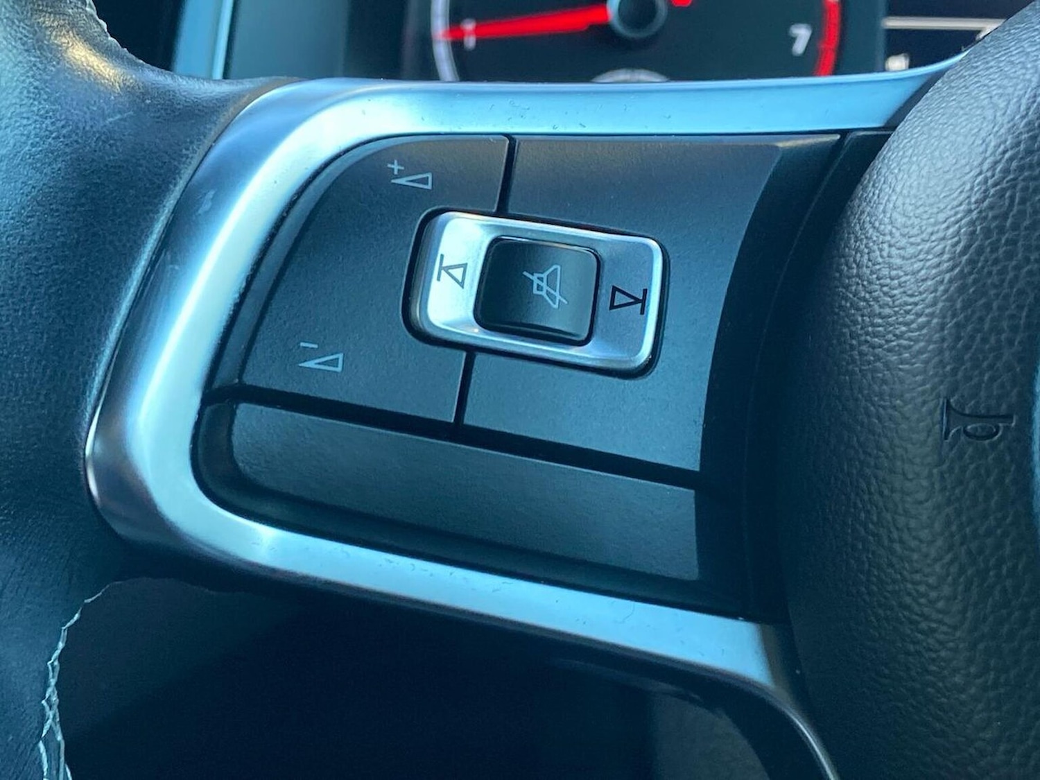 Used Volkswagen Polo 2020 for sale - 76777345: Photo 26