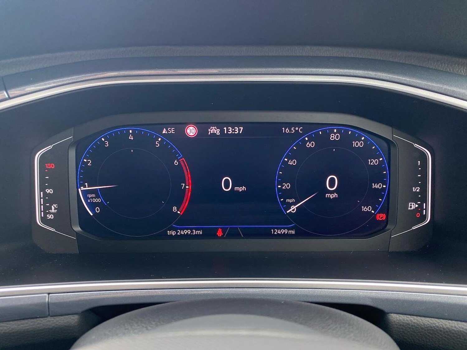 Used Volkswagen T-Roc 2023 for sale - 75987663: Photo 10