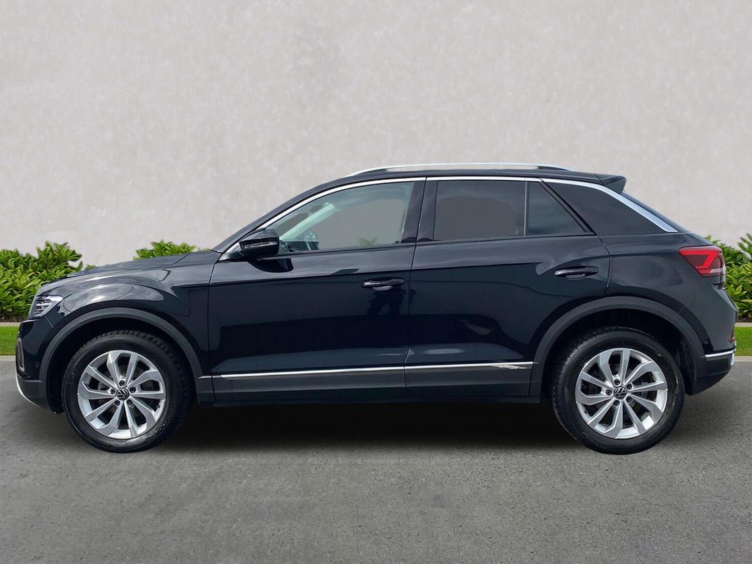 Used Volkswagen T-Roc 2023 for sale - 75987663: Photo 19
