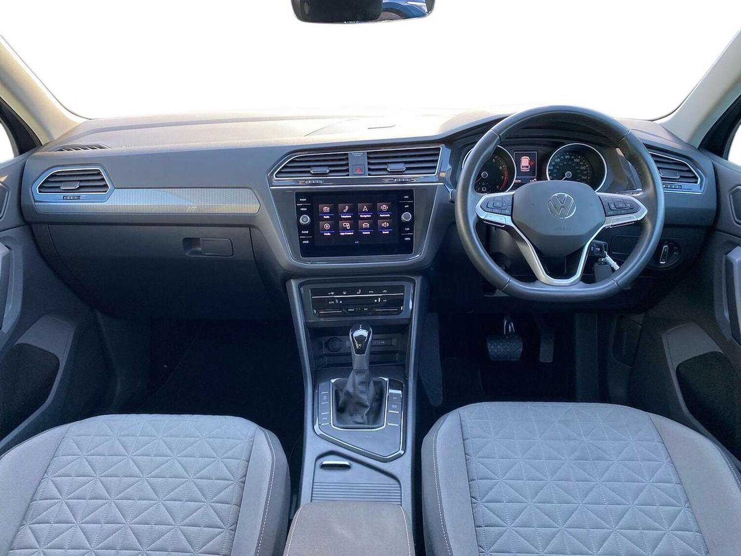 Used Volkswagen Tiguan 2023 for sale - 78195905: Photo 8