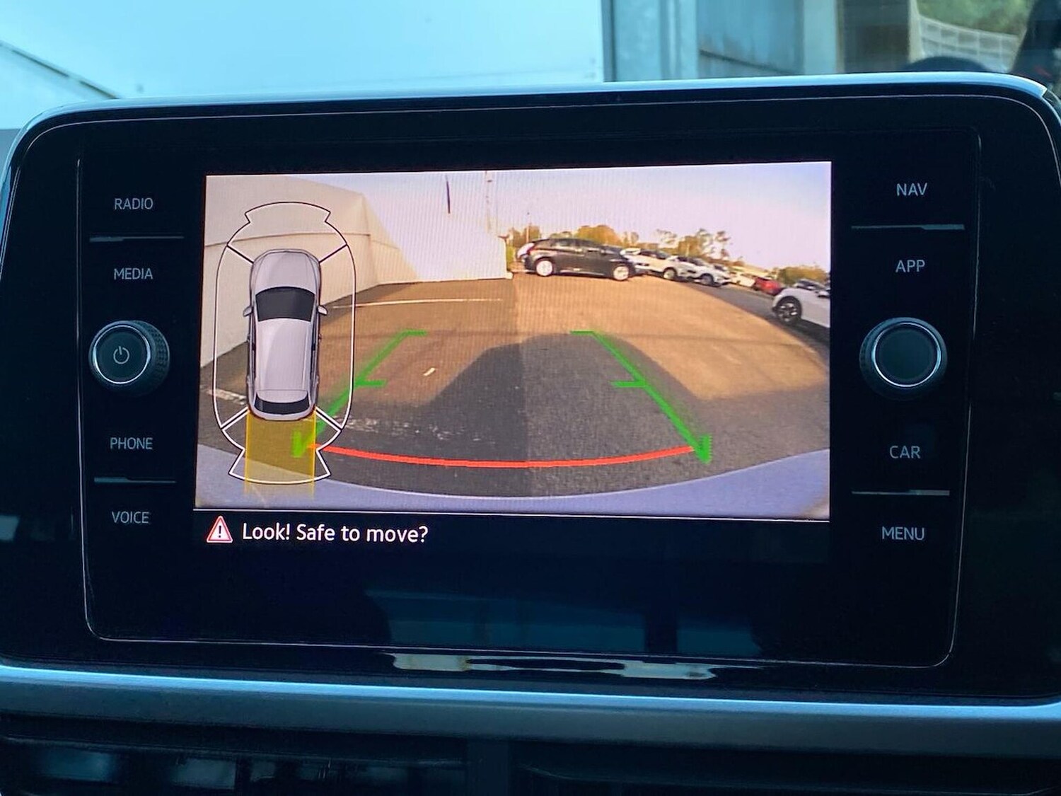 Used Volkswagen T-Roc 2025 for sale - 76127148: Photo 23