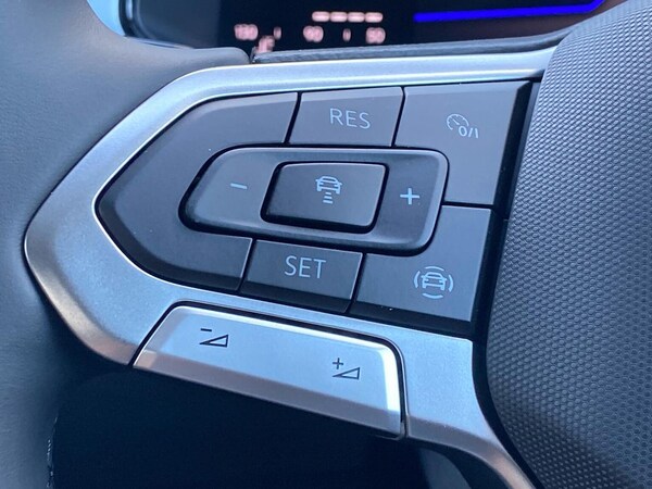 Used Volkswagen T-Roc 2025 for sale - 76127148: Photo 26