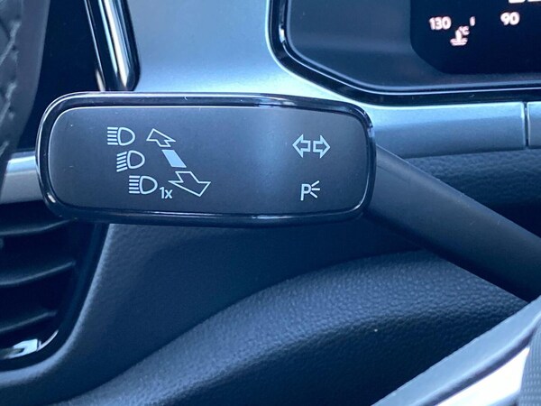 Used Volkswagen T-Roc 2025 for sale - 76127148: Photo 28