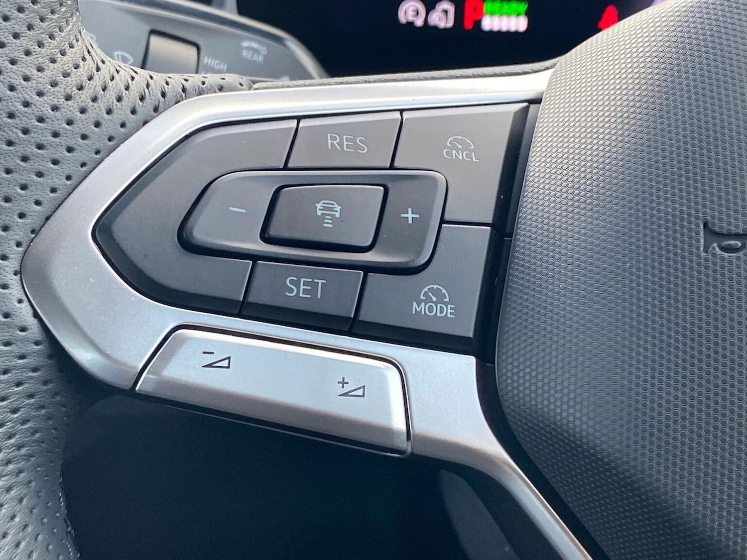 Used Volkswagen Tiguan 2025 for sale - 77916167: Photo 27