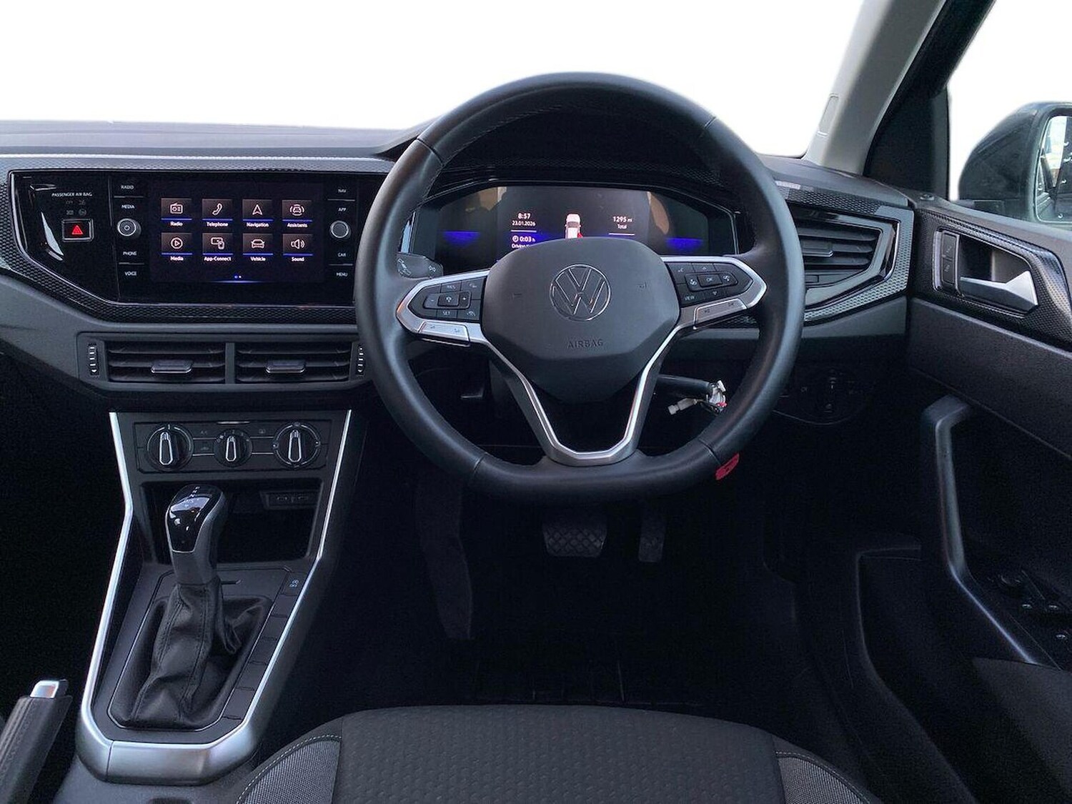 Used Volkswagen Polo 2022 for sale - 77759334: Photo 9