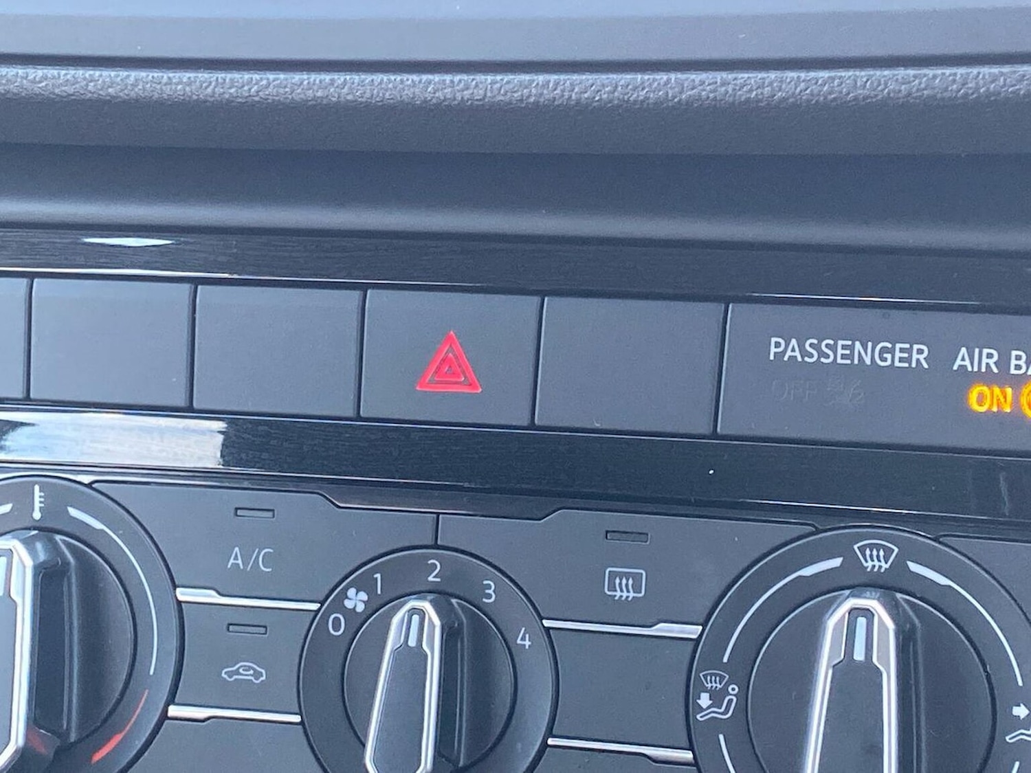 Used Volkswagen T-Cross 2022 for sale - 76725938: Photo 22